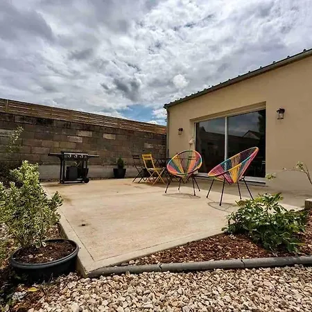 Logement De Plain-Pied Avec Jardin, Terrasse Gurgy Exterior photo